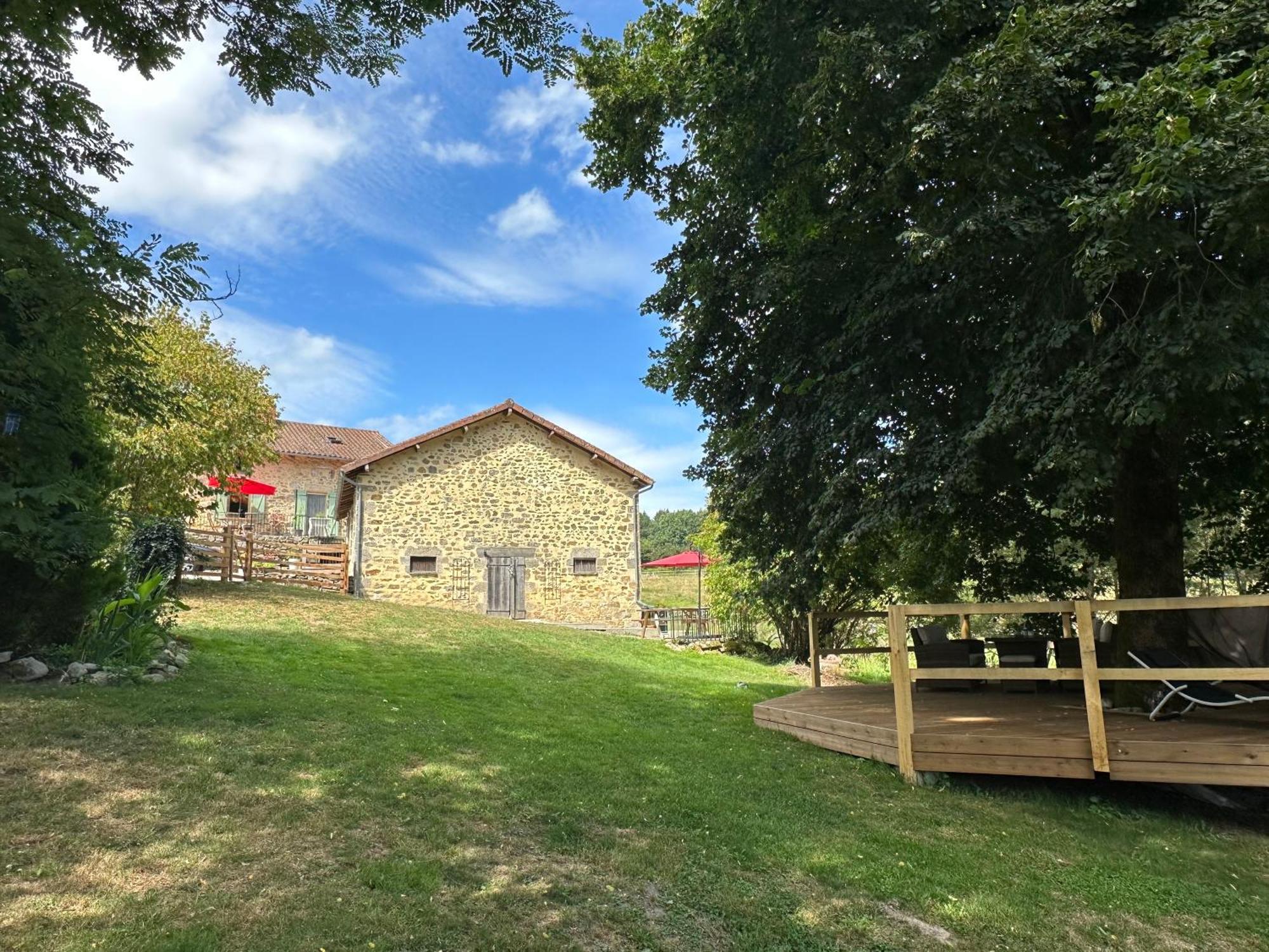 La Porcherie Saint-Mathieu Exterior photo
